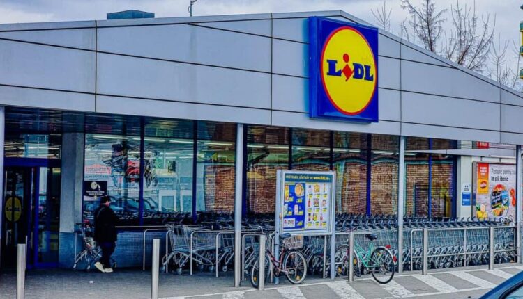 Lidl retrage loturi de covrigi din cauza riscurilor pentru sănătatea consumatorilor