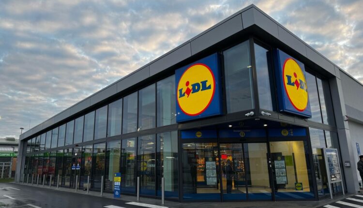 ANPC aplică amenzi de 2,18 milioane lei după controale în lanțurile mari de magazine