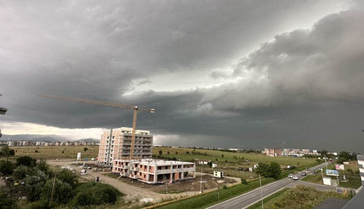 Instabilitate atmosferică severă în județul Sibiu – cod portocaliu emis de ANM