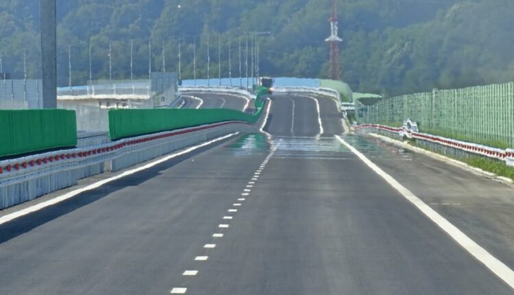Șoferii pot circula pe o nouă porțiune de 15 km din autostrada Sibiu – Pitești