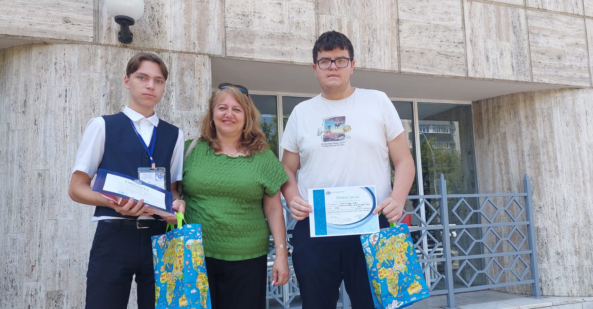 Elevi de la ”Goga” și SNG Mediaș, printre cei mai buni geografi ai țării