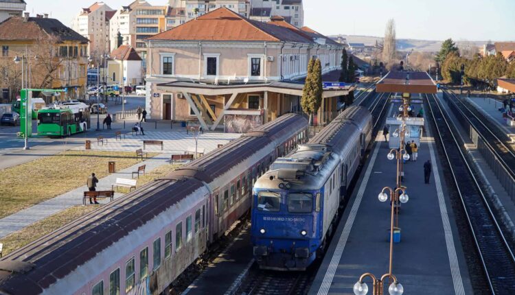 CFR modifică rutele trenurilor București–Viena și Cluj–Brașov prin Sibiu