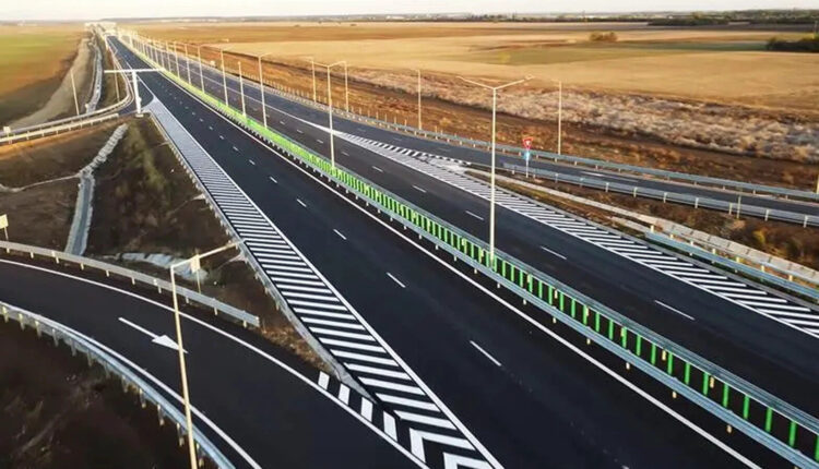 Tronsonul 3 al autostrăzii A8 atrage 12 oferte de la companii românești și internaționale