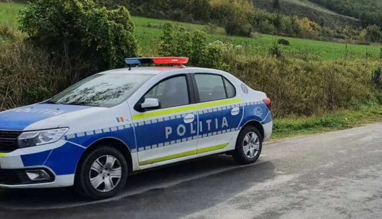 Urmărire ca-n filme la Avrig, un minor a fugit de poliție și s-a răsturnat cu mașina