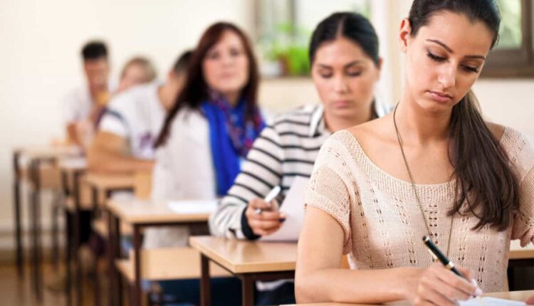 Ministerul Educației publică subiecte model pentru Bacalaureat 2026