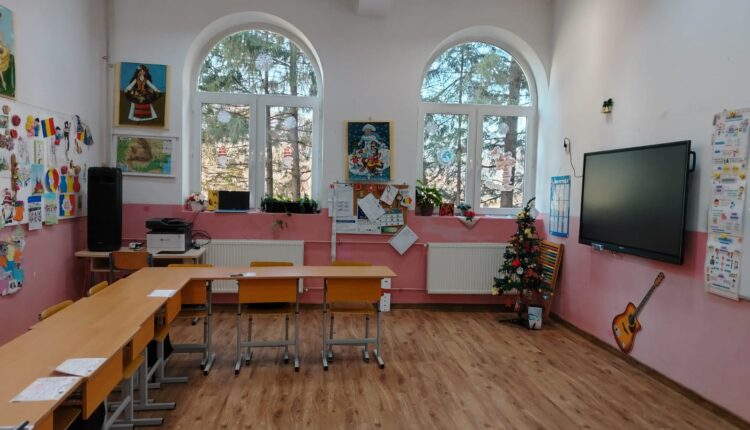 Finalizarea lucrărilor la Centrul Școlar de Educație Incluzivă Turnu Roșu, condiții mai bune pentru elevi
