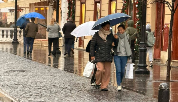 Alertă meteo: ploi, ninsori și vânt puternic în zilele următoare