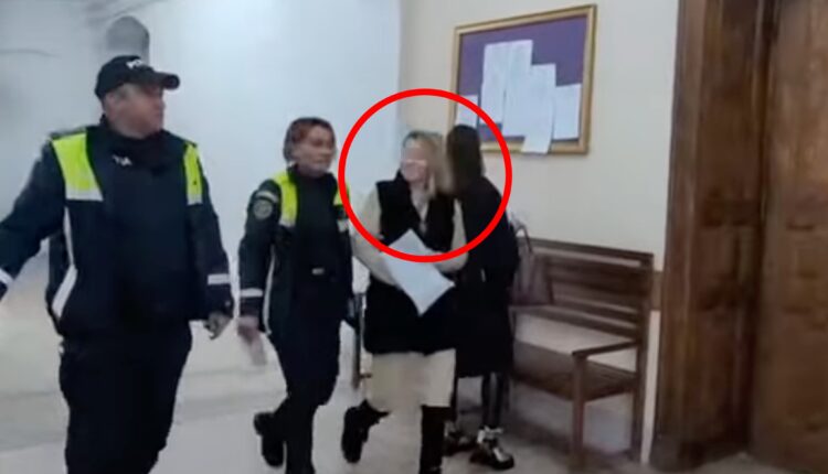 Femeia din Sibiu care și-a omorât mama rămâne în arest după contestație respinsă