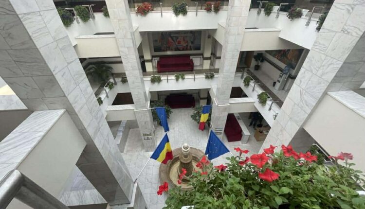 Primăria Cisnădie cere reconfirmarea dosarelor pentru locuințe