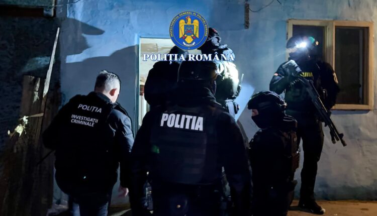 Bărbat condamnat pentru tentativă de omor prins de poliție la Racovița