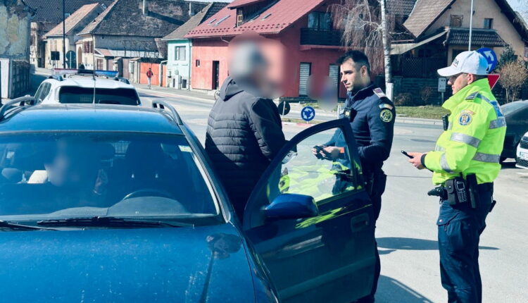 Razie în jurul școlilor din Cisnădie, polițiștii au verificat magazinele