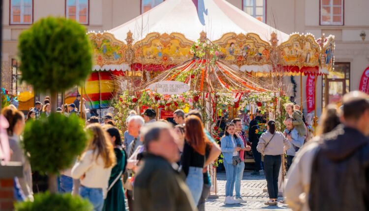 Târgul de Paști revine în Sibiu cu atracții noi și distracție pentru copii în Piața Mare