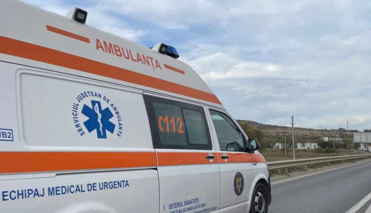 Accident cu un rănit la ieșire din Mediaș, transportat la spital