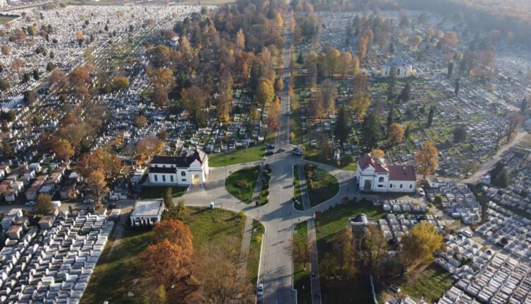 Program special la Cimitirul Municipal din Sibiu de Florii și Paște cu acces auto gratuit