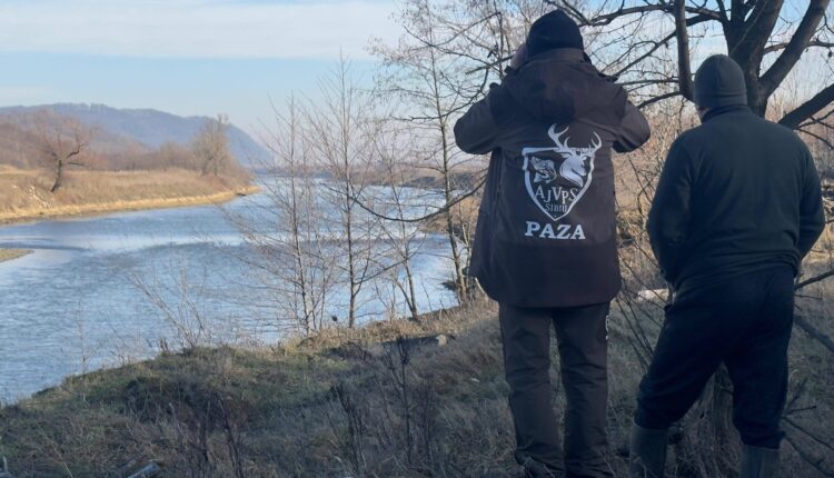 Prohibiția la pescuit a intrat în vigoare și la Sibiu cu amenzi de până la 10.000 lei