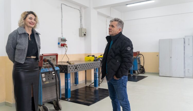 Transformare majoră la un liceu din Mediaș prin investiții în educația tehnologică