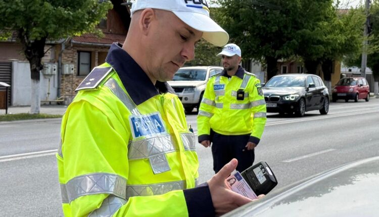 Doi șoferi prinși în Sibiu conducând cu permisul suspendat, unul dintre ei din Giurgiu