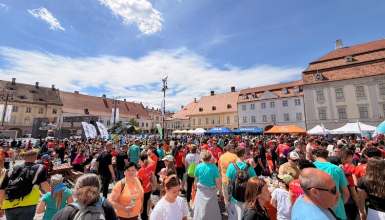 Mii de participanți la Maratonul Internațional de la Sibiu, atmosfera plină de energie