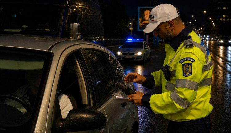 Trei șoferi prinși într-o noapte fără permis sau cu dreptul de conducere suspendat